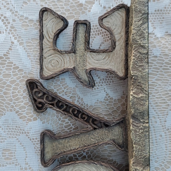 LOVE Plaque looks/feels like stone Dicksons brand - Picture 4 of 10